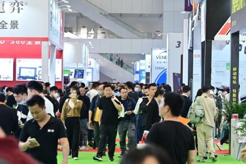 深圳国际智慧出行、汽车改装及汽车服务业展展会现场图片