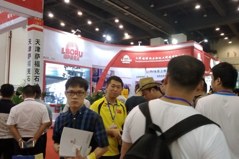 武汉国际汽车制造、汽配、汽车测试、汽车线束展览会展会现场图片
