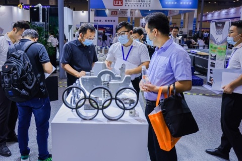 徐州淮海工业智造展览会展会现场图片