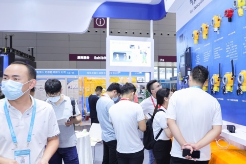 丝路新疆石油及化工工业博览会展会现场图片