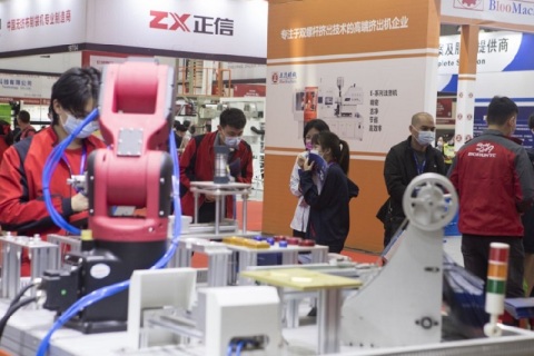 广东佛山国际塑料产业展览会展会现场图片
