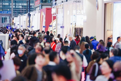 深圳原创时装周展会现场图片