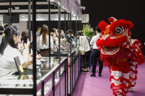 香港珠宝首饰展览会JGA展会现场图片
