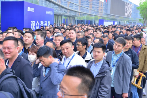 山东济南全国汽车配件交易会-汽配会展会现场图片