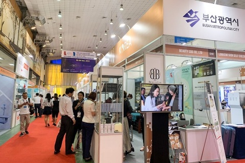 越南眼镜业展览会展会现场图片