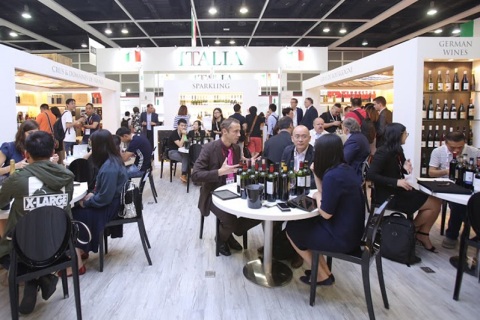 香港葡萄酒、红酒及烈酒展览会展会现场图片