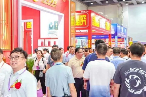 中部(武汉)糖酒食品博览会展会现场图片