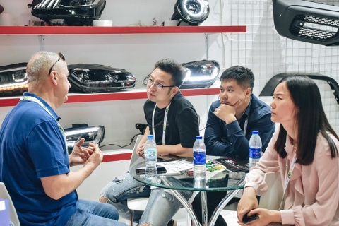 伊朗德黑兰汽车配件展览会展会现场图片