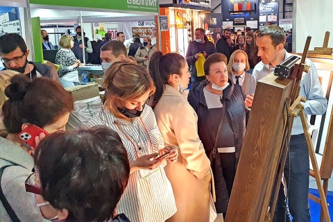 俄罗斯圣彼得堡建材展览会展会现场图片