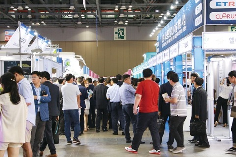 韩国首尔LED、OLED照明展览会展会现场图片