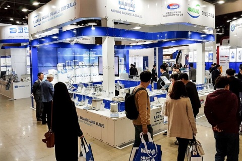 韩国首尔化工及精细化工展览会展会现场图片