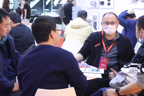 中国(扬州)户外照明展览会展会现场图片