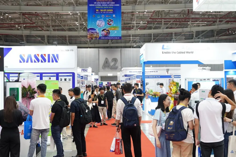越南河内绿色能源展览会展会现场图片
