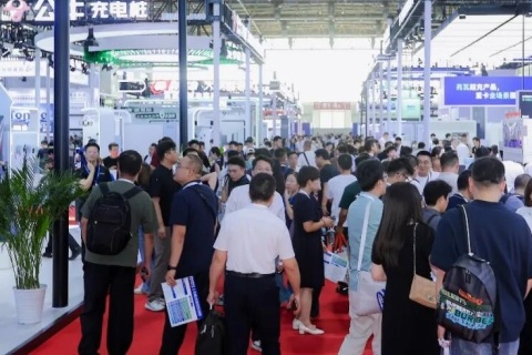 北京国际电动重卡展览会展会现场图片